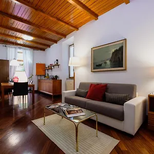 https://4-fontane-156-luxury-home.it-romehotels.com